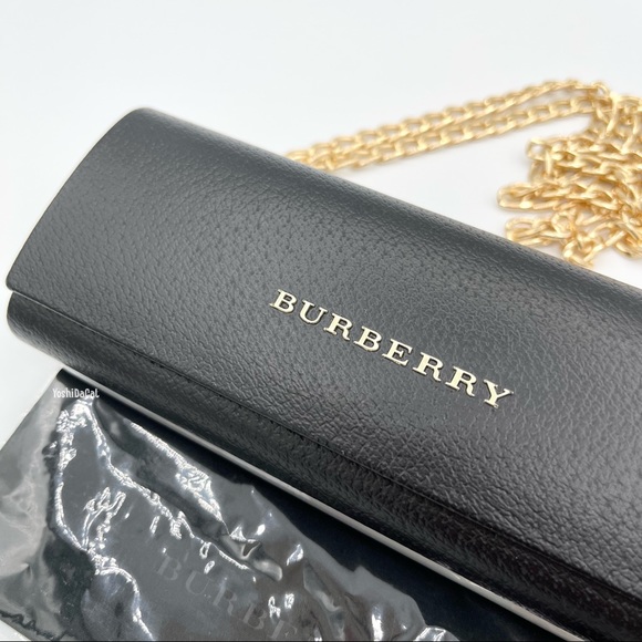 🆕 Burberry Sunglass Case to Crossbody / Shoulder / Clutch Bag Purse, Black New - Picture 2 of 10